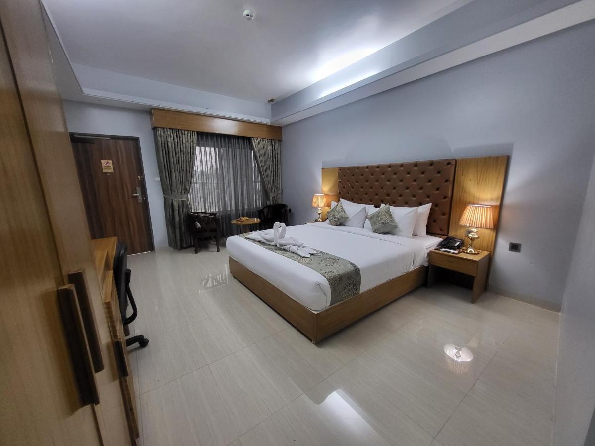 Momo Inn Bogra Экстерьер фото