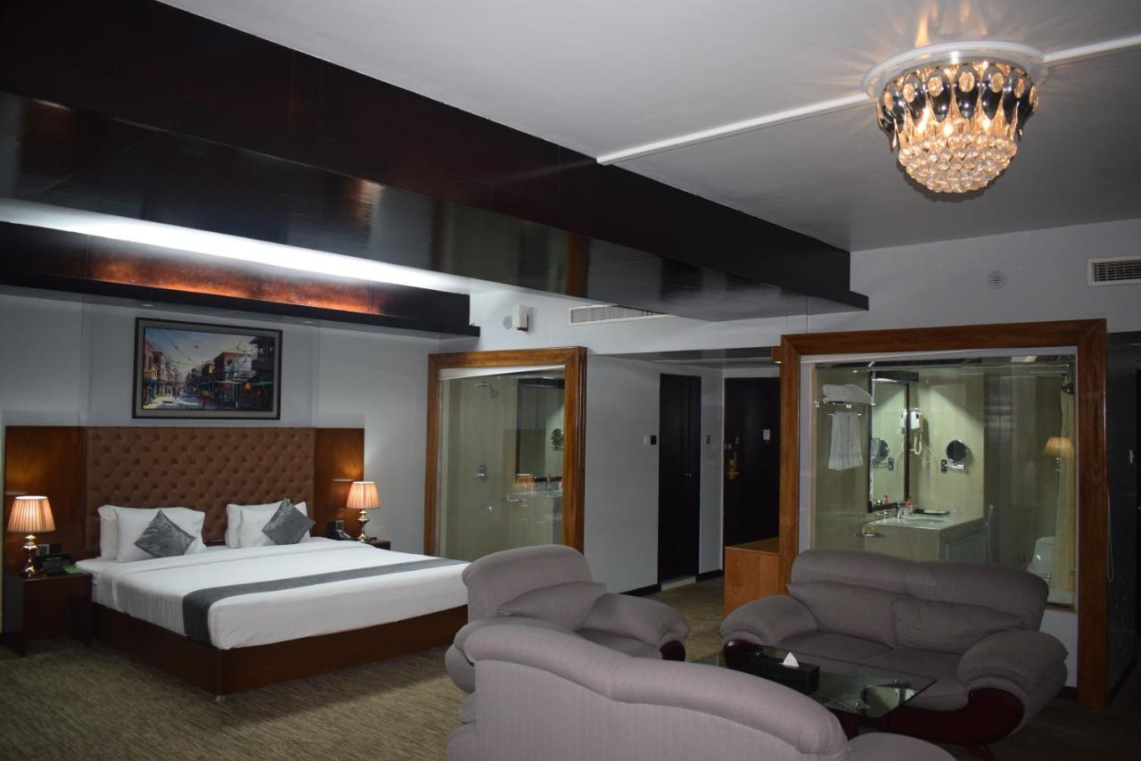 Momo Inn Bogra Экстерьер фото