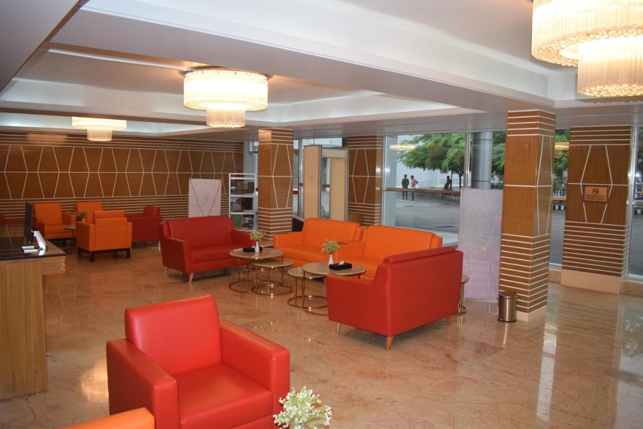 Momo Inn Bogra Экстерьер фото