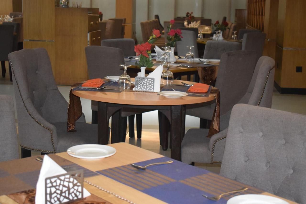 Momo Inn Bogra Экстерьер фото