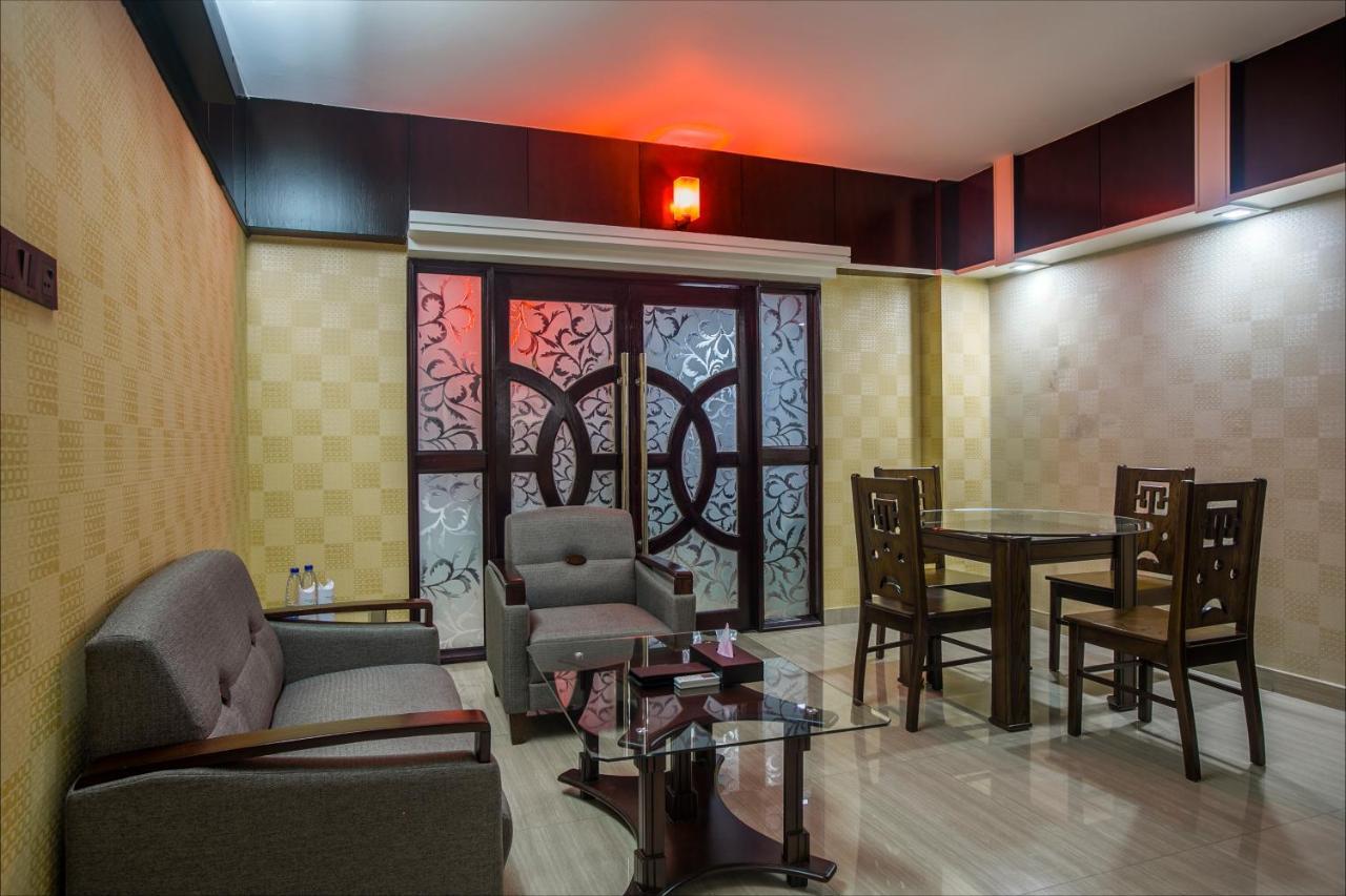 Momo Inn Bogra Экстерьер фото